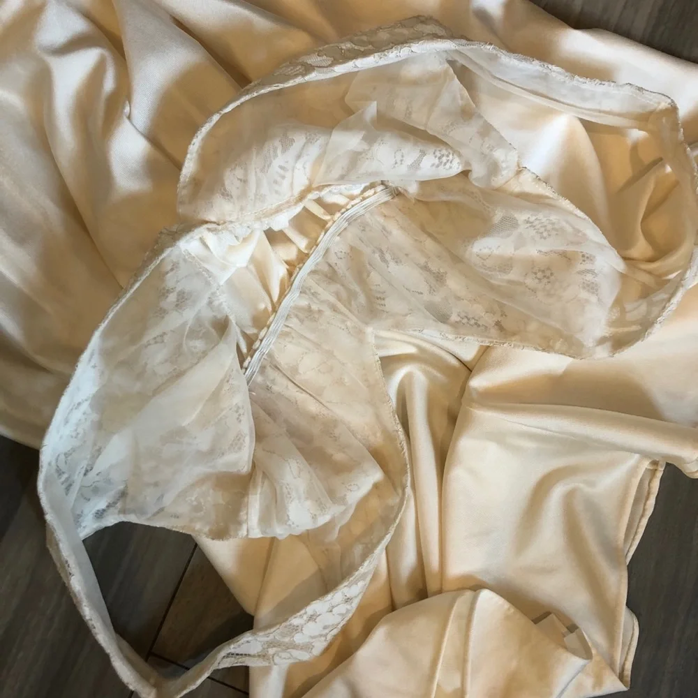 Vintage Alice Maloof Nightgown Plunge V Neck Lace Ivory Saks Fifth Avenue - Picture 8 of 10
